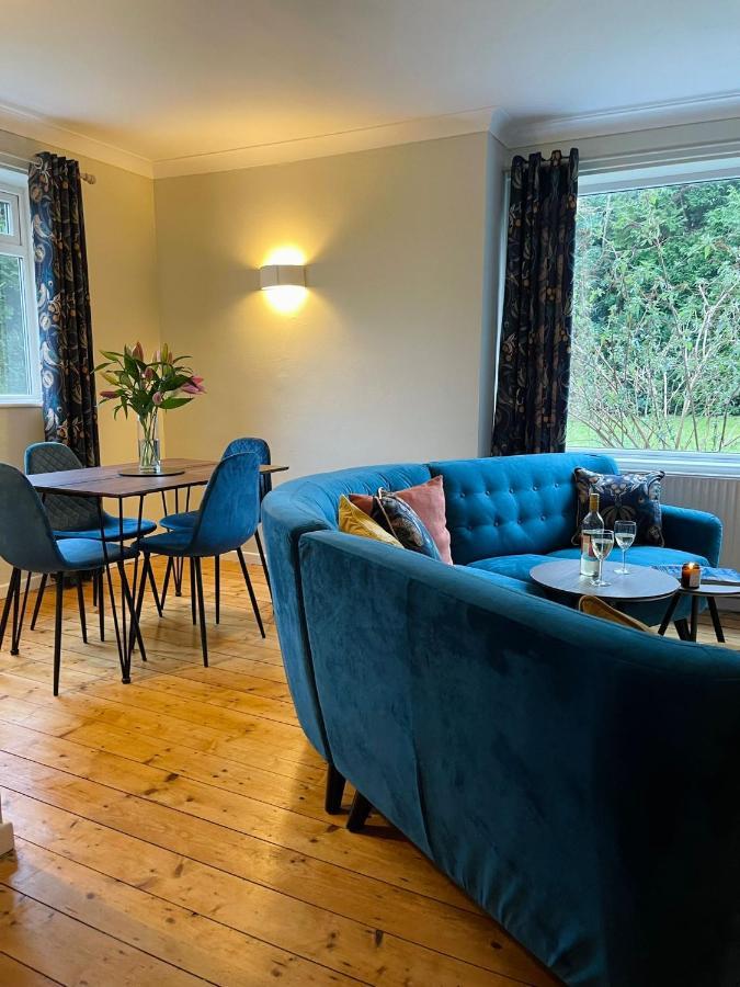 Kist Accommodates - Stylish Headingley Apartment - Parking - 500 Mps Wifi Meanwood Экстерьер фото