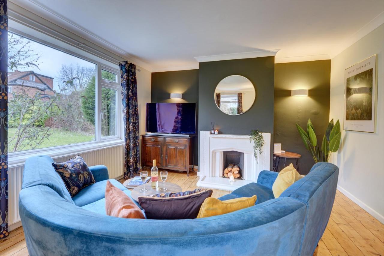 Kist Accommodates - Stylish Headingley Apartment - Parking - 500 Mps Wifi Meanwood Экстерьер фото