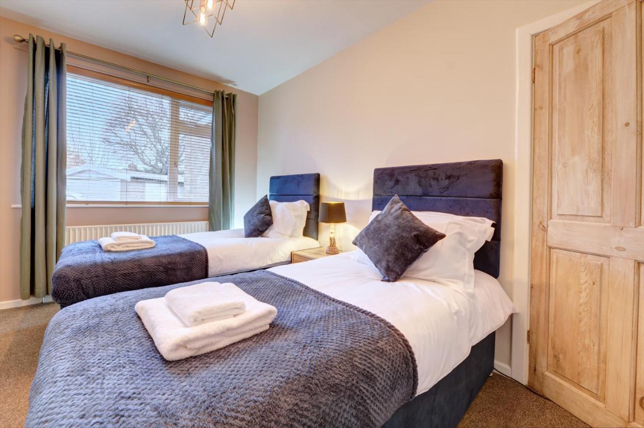 Kist Accommodates - Stylish Headingley Apartment - Parking - 500 Mps Wifi Meanwood Экстерьер фото